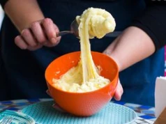 Gruzini dodają do ziemniaków. Puree jest pyszne i ma nietypową konsystencję