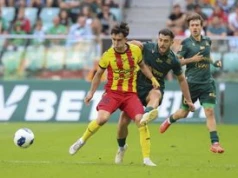 Kamil Jakubczyk popisał się fantastyczną akcją, po której padła zwycięska bramka dla Korony Kielce w meczu ze Śląskiem Wrocław. Zobacz wideo