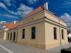 Dawny dworzec Kolei Wilanowskiej odrestaurowano i znów otworzył drzwi. Mamy zdjęcia ze środka