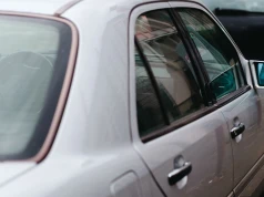 Niepozorny gadżet i nowoczesne auto. Ten duet niepokoi kierowców