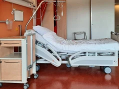 Nowa praca Dawida Kacprzyka po aferze w Szpitalu Południowym. Media podają, gdzie teraz przyjmuje