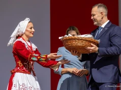 Serce Polski bije na wsi. Prezydent Nawrocki przemawiał na Dożynkach Prezydenckich na Podkarpaciu