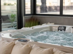 Tajemnicza śmierć pary z Londynu w jacuzzi wyjaśniona. Eksperci ostrzegają co robić w spa