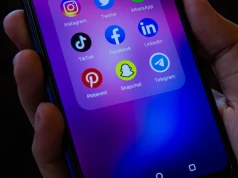 Skradziono ci telefon? Tak zabezpieczysz dane i konta przed złodziejem