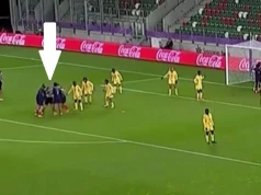 Rywalki nie wiedziały, co się dzieje. Niecodzienny pomysł na rzut rożny