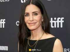 Courteney Cox powraca na czerwony dywan jako reżyserka. Tak się zaprezentowała
