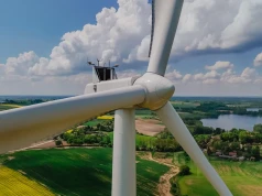 Elektrownie wiatrowe w naszych gminach: więcej niż produkcja zielonej energii