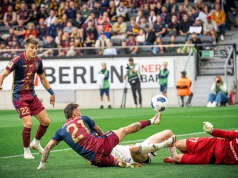 Pogoń pokonała Wieczystą. Debiutancki gol Sancheza i show Churlinova