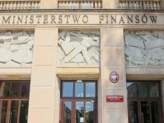 MF odpowiada na krytykę projektu budżetu. "Sugestie są niezgodne z ustawą"