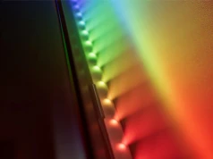 Nie masz Ambilight? Philips pokazał tani sposób na efekt znany z jego telewizorów