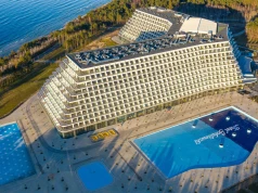Niemcy masowo ruszyli nad polskie megahotele. Oto liczby