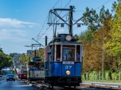 Parada historycznych i współczesnych tramwajów MPK w Krakowie