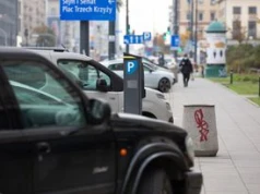 Warszawa rozszerza strefę płatnego parkowania. Czas na Saską Kępę i Odolany