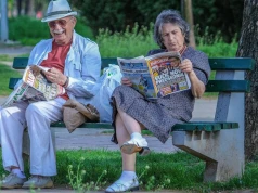 Dziadkowie nie chcą kontaktu z dziećmi. "Gdybyśmy ich nie odwiedzili, nie widzieliby się tygodniami"