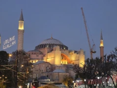Hagia Sophia w Stambule: Perła Bizancjum i osmańskiego dziedzictwa