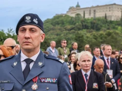 Początek końca impasu w SOP? Prezydent zgadza się na odwołanie gen. Jaworskiego