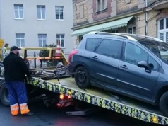 ZDMK naliczył 596 zł za odholowanie. Nie potrafił udowodnić, kiedy ustawiono znaki