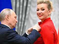 Sikorski powiedział, jak szybko pokonamy Rosję. Zacharowa odpowiada