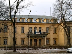 Dawna siedziba radia czeka na transformację w hotel. Zabytkowy pałac od lat niszczeje