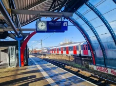 Zakłócony ruch pociągów w europejskim kraju. Podejrzane obiekty na torach