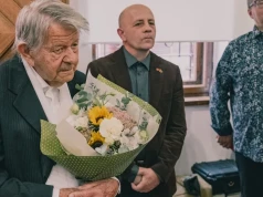 Janusz Trzebiatowski przekazał Chojnicom wyjątkowy dar. Powrót mistrza do rodzinnego domu