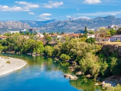 Albania strącona z piedestału. To tutaj teraz najchętniej latają Polacy. "Tirana 2.0"