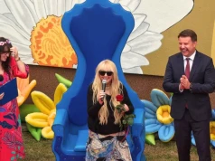 Tłum przyszedł zobaczyć Marylę Rodowicz. W Opolu odsłonięto jej wielki mural