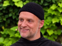 Wrócił po prawie 20 latach i jest faworytem „The Voice of Poland”. Jarek Weber wyjaśnił, dlaczego zniknął