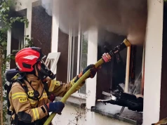 Trzeci pożar w kilkadziesiąt godzin. Tym razem ogień w budynku biurowym. Czy policja złapie podpalacza?