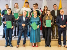 Powiat docenił prymusów