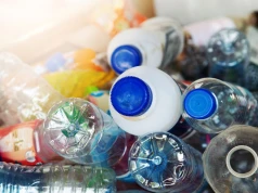 Koniec przejrzystych butelek. Nowe będą mętne i zmienią kolor