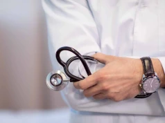Milionowe zarobki i niezwykłe godziny pracy. Nowe informacje w sprawie lekarza z Braniewa