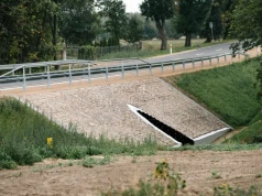 Nowy przepust na DW 571 w Starej Wronie. Inwestycja kosztowała ponad 3,3 mln zł