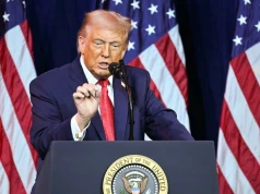 Trump zarzucił im "dyskryminację białych". Mają zakaz wjazdu do USA