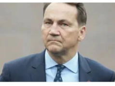 Sikorski igra z ogniem