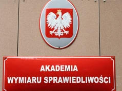 Dron wyłowiony z Bałtyku był uzbrojony. Były rektor AWS z dyscyplinarką