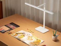 Koniec z odblaskami na monitorze. Nowy sprzęt Xiaomi ma sprytny system oświetlenia