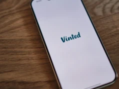 Dostała maila po wystawieniu torebki na Vinted. Od razu coś jej nie pasowało. "Jak bot"