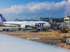 Awaria Dreamlinera w Toronto. Ponad 200 pasażerów LOT-u utknęło na lotnisku