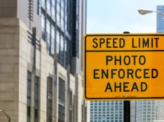 Co 48 sekund kierowca w Chicago dostaje mandat z fotoradaru za przekroczenie prędkości