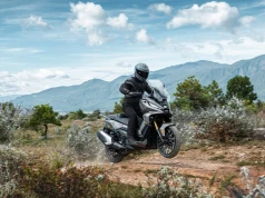 Nowy Voge SR450X. Bogato wyposażony skuter ADV wjeżdża do Polski