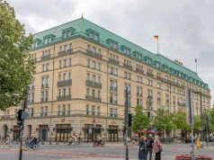 385 pokoi i zabytkowe wnętrza. Ten piękny hotel szuka właściciela