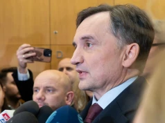 Ten sondaż ws. Ziobry zaboli Kaczyńskiego. 56,5 proc. musi dać mu do myślenia
