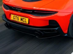 McLaren zmienia zasady. Brytyjska marka szykuje czterodrzwiowego SUV-a