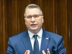 Posypały się komentarze z PiS po wyborze Horały! Czarnek i Błaszczak nie gryźli się …