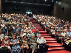 „Z czego warto się śmiać? Z polityki!” – rozpoczął się jubileuszowy Festiwal Komedii Talia