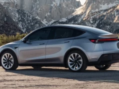 Tesla ma sposób na wady zawieszenia. Rozwiązanie: zmienić instrukcję