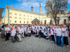 Młodzież Powiatu Raciborskiego ruszyła sprzątać świat