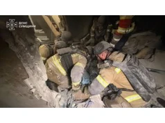 Tragiczny atak na Sumy. Bomba trafiła w budynek mieszkalny