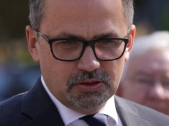 Horała kością niezgody na prawicy, zarzuty dla Króla i Polska w nowej koalicji